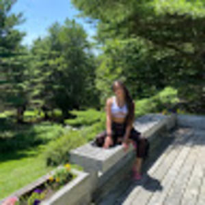 Meet your Posher, Ariana